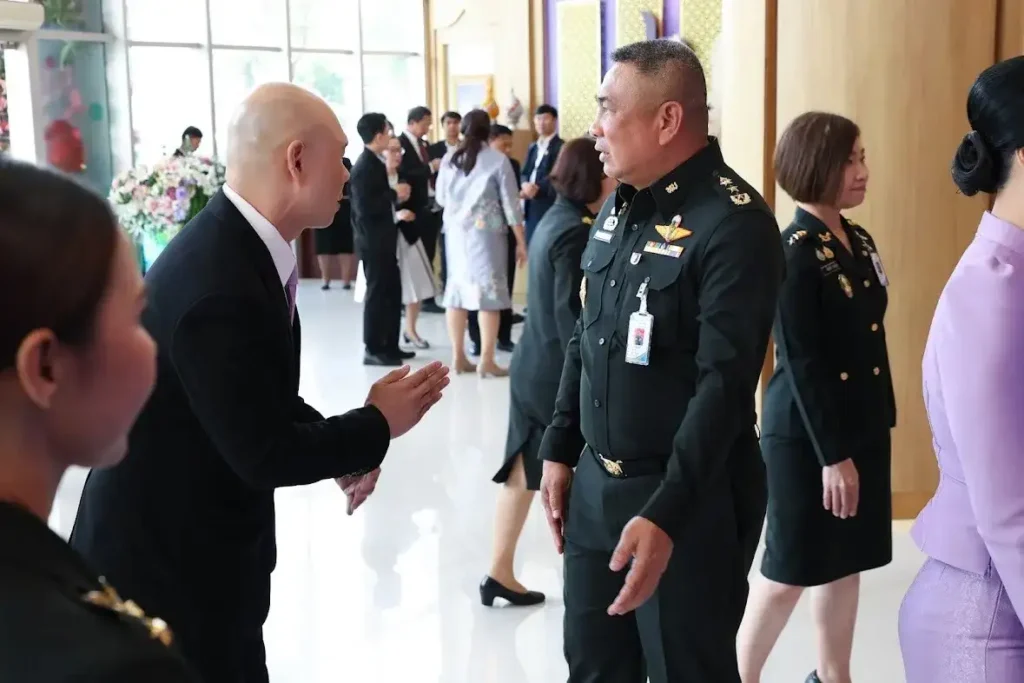 บริษัท สยามอีสต์ โซลูชั่น จำกัด (มหาชน) ร่วมแสดงความจงรักภักดีในพิธีอาเศียรวาทถวายพระพรชัยมงคล เนื่องในโอกาสวันมหามงคลเฉลิมพระชนมพรรษา ๓ มิถุนายน ๒๕๖๘ 14 S 44523845 0 xn